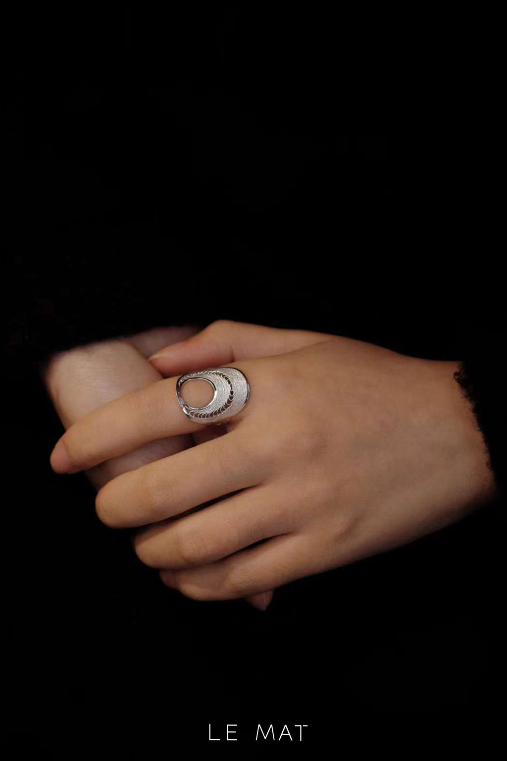 Lunar Eclipse Filigree Ring